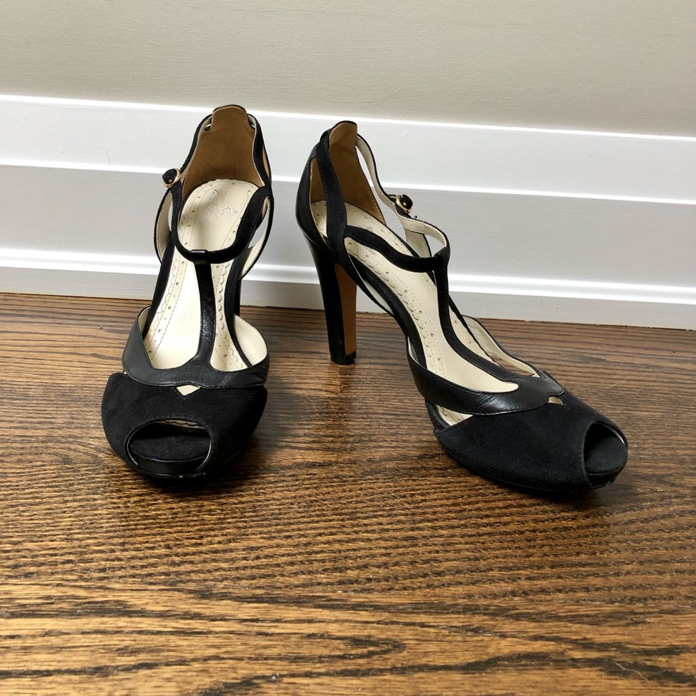 💠 Brooks Brothers Peep-Toe Heeled Sandal